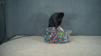 Sonia and the experiment with colored balls part 3.webp