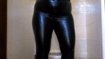 Gifting in Black.webp