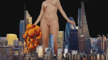Samira is in a nightclub and suddenly starts to grow.webp