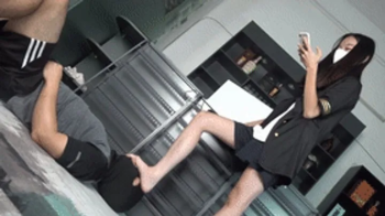 Goddess Jiajia stomps on and mocks with her face!.webp