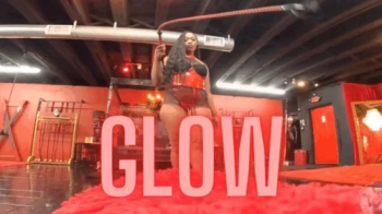 Giantess Crew – LEXI – Red Re.webp