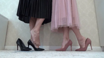 Dipping and foot play 8Fpl.webp