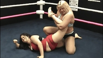 BIG and BEAUTIFUL WOMEN WRESTLING - Fantasia vs Little Jeannie (IN HIGH DEFINITION).webp