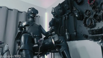 VR & ELECTRO [Gay Leather, Latex, Fetish].webp