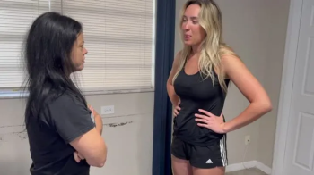 Nadia White vs Cher- Strip Street Fight.webp