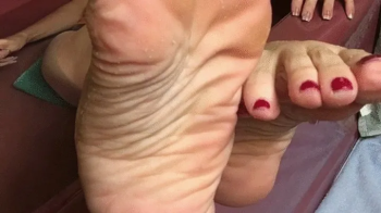 SOFT BATHTUB SOLES.webp