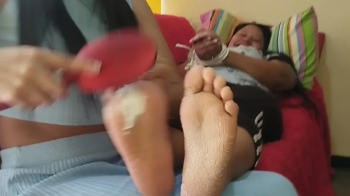 Linda debuts her tickly soles on set.webp