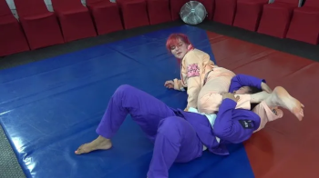 Amber Phoenix vs Axel Gi Feet.webp