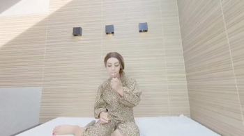 The powerful Asian princess farting inside her new slutty whore - by Ana Ayumi - CLIP 1.webp