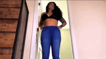 Stomping Giantess -Throwback.webp