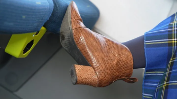 Very sexy high heel boot, crocodile texture, pointed and dirty soles push seat, ignoring feet and shoe fetish.webp