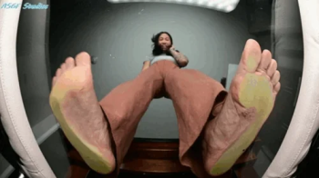 (GM) Goddess can't deal with tiny cleaners, maybe she'll use them for something else! - MP4.webp
