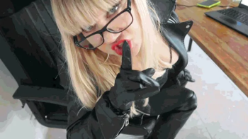 Smell this and be quiet! MP4.webp