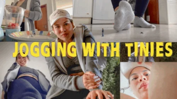 Jogging with Tinies 4K crushing, pov.webp