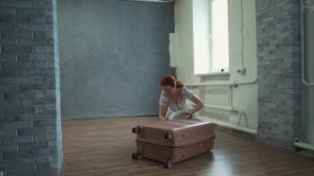 Vacuum suitcase.webp