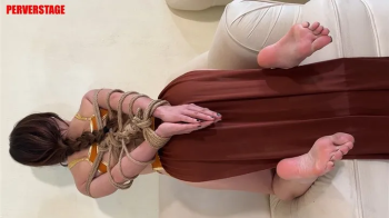 Princess Leia barefoot and bound with ropes (Custom) MP4.webp