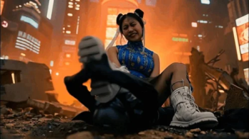 Giantess Chun-Li Making Batman Her Foot Slave in Gotham.webp