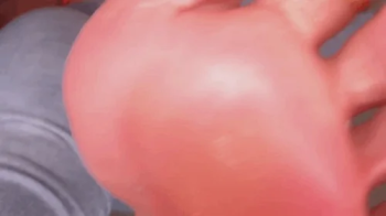 Giantess Tease.webp