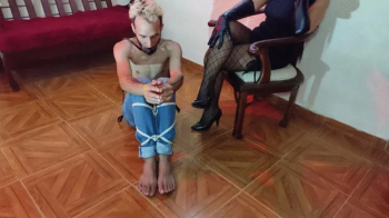 Ties her lover with rope to stomp on him and kick him in the balls (3).webp