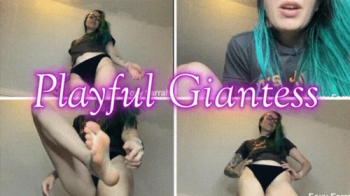 Playful Giantess -mp4.webp