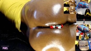 Macro Man Oily Ass Smothering - Unaware Giantess, Ass Fetish, Giantess Mael.webp