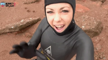 Wetsuit Giantess Finds a Tiny Toy to Tease - MP4.webp